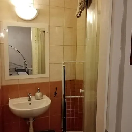 Lucia Apartman