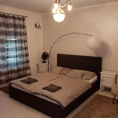Lucia Apartman * Kaposvár