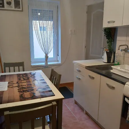 Lucia Apartman * Kaposvár