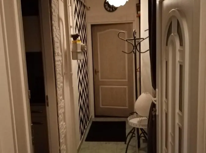 酒店 Lucia Apartman