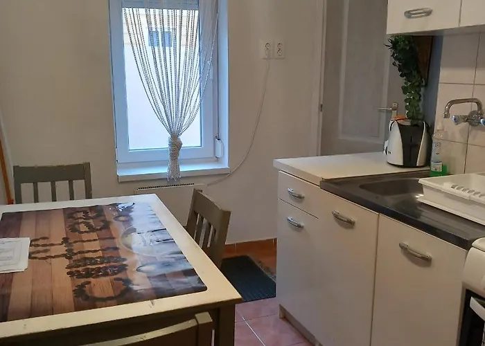 Lucia Apartman * Kaposvár